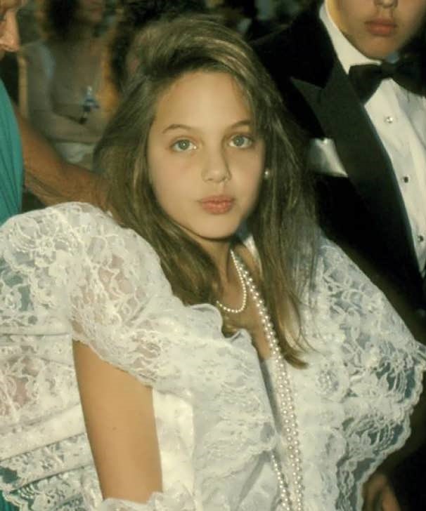 Angelina 1988