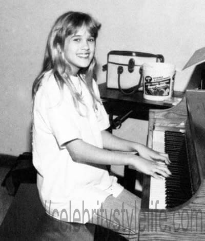 Carrie Underwood in her teen