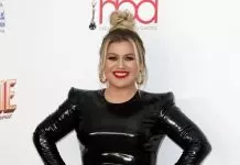 Kelly Clarkson is unrecognizable in Isolation Kelly Clarkson