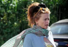 Helena Bonham Carter Is Unrecognizable While Grocery Shopping