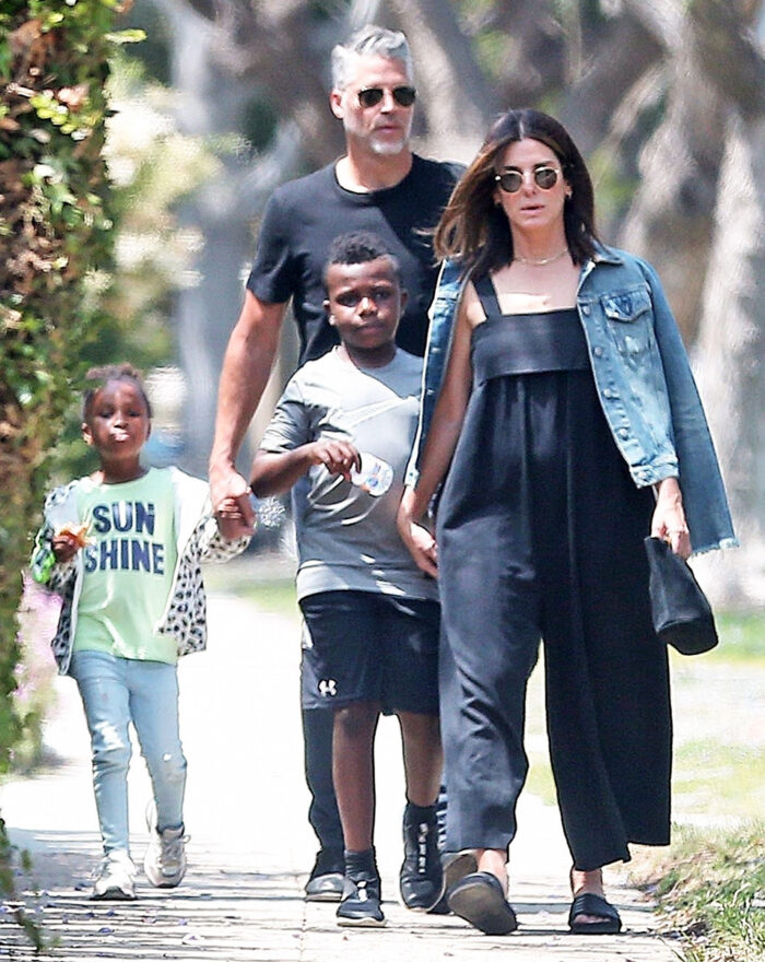 Sandra Bullock Introduces the World to Her 8 y/o Daughter Laila Verge