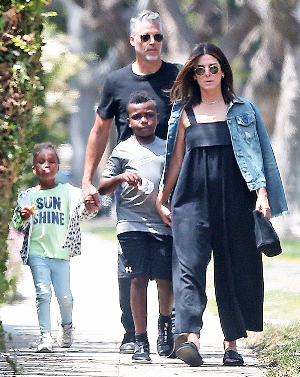 Sandra Bullock s Son And Daughter Where Are They Now 