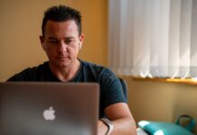 How to Play Safely on Online Casinos