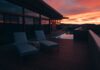 Hire a Professional Deck Contractor or DIY – 2024 Comparison Guide