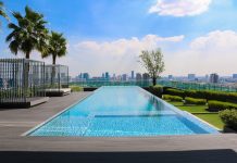 Fiberglass vs. Concrete Pools