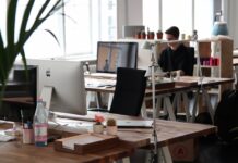 Why Workers Resist Returning to the Office