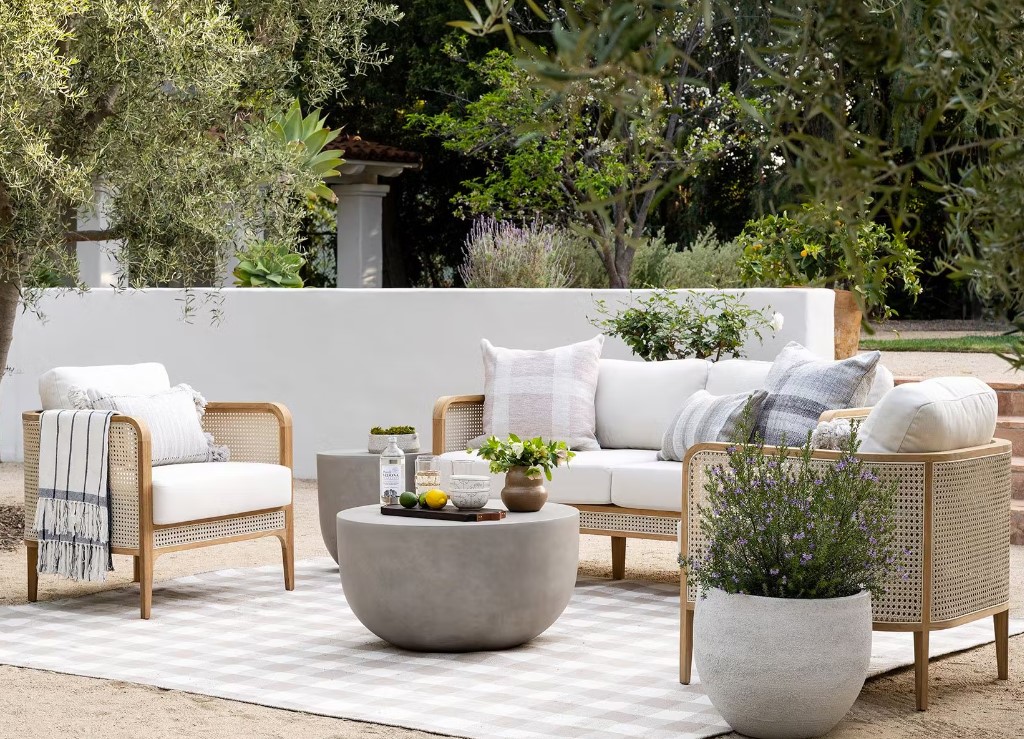 What Is The Most Durable Material For Outdoor Furniture? Verge Campus