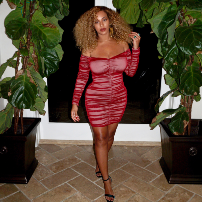 Beyoncé in Ruched Dress